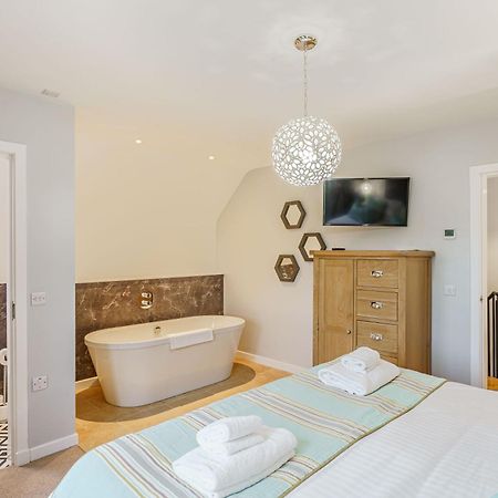 Lord Galloway 35 With Hot Tub Newton Stewart Exterior foto